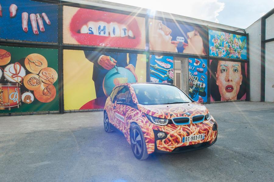  BMW i3 Spaghetti Art Car by Maurizio Cattelan (I01) 2016 года  (фото 7 из 7)